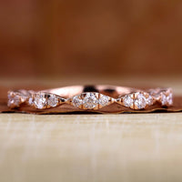 lab grown diamond wedding band