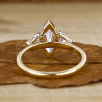 Buy engagement ring and customise ring design.
