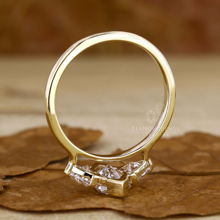 Handmade ring crafted as fine handmade jewelry.
