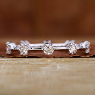 round cut lab grown diamond band