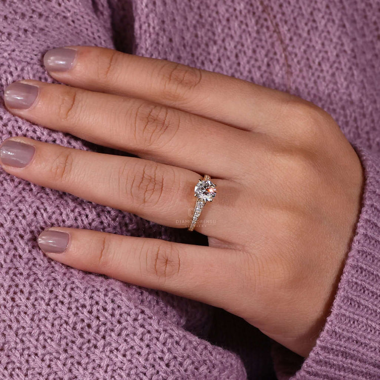 diamond engagement ring
