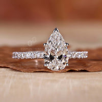 lab grown diamond ring