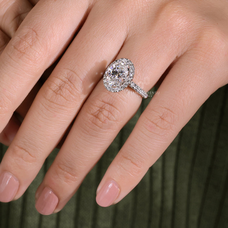 Oval Lab-Grown Diamond Halo Ring 2.5 CT