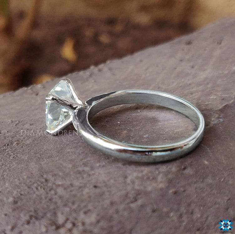 custom engagement rings - diamondrensu
