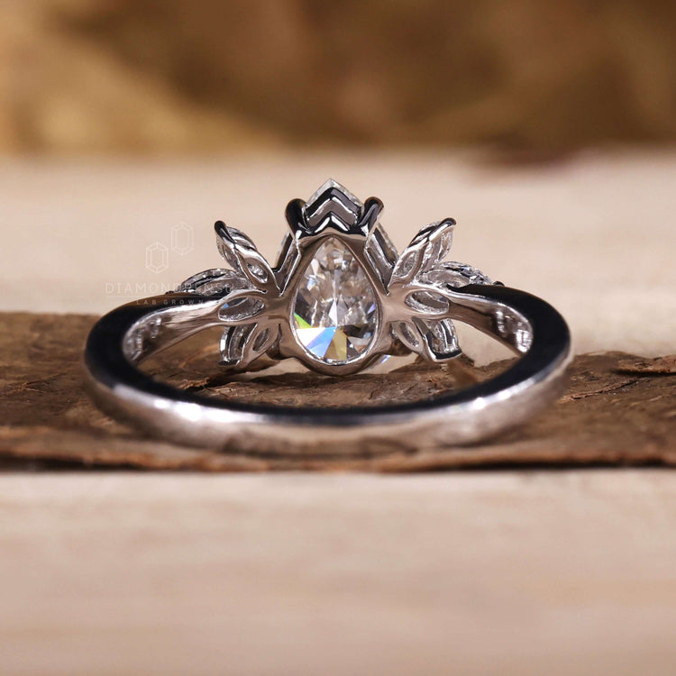 diamond engagement ring