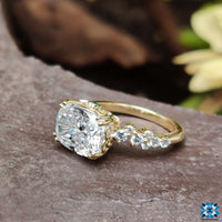 unique ring