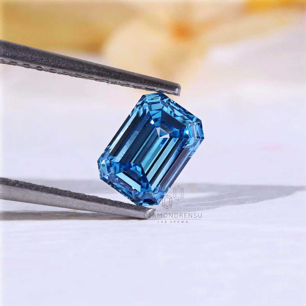 what is a diamond