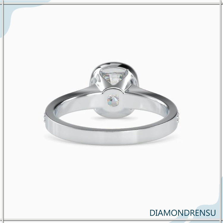 custom moissanite ring - diamondrensu