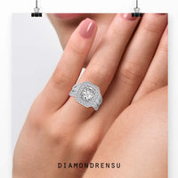 cushion cut moissanite - diamondrensu